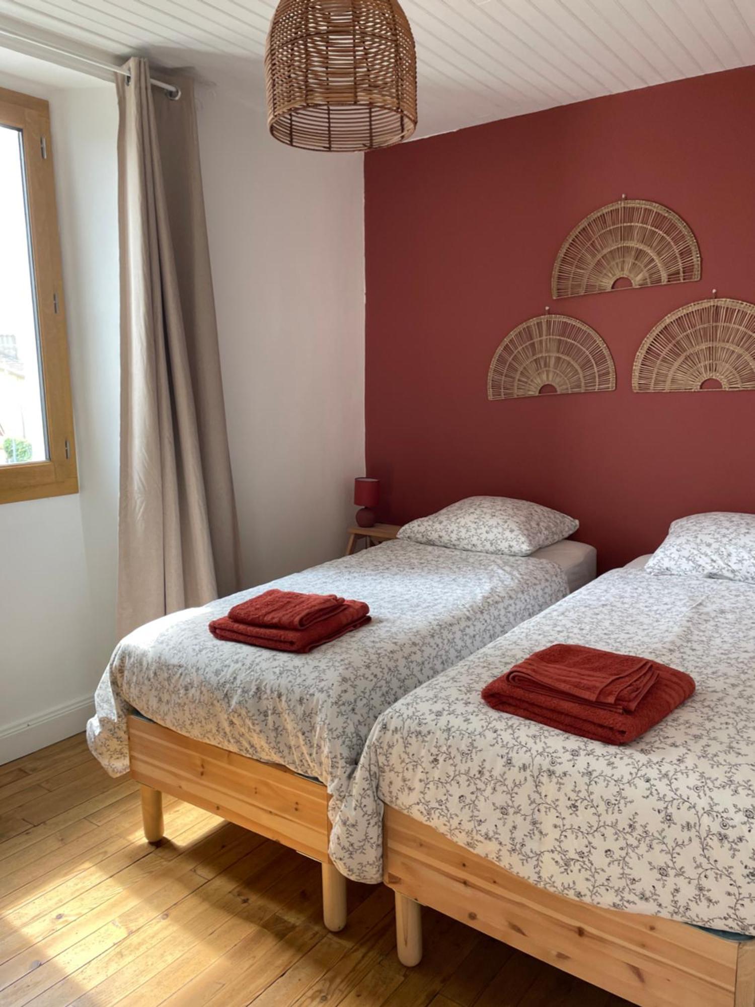 Bed and Breakfast Bien et toit à Montredon  Extérieur photo